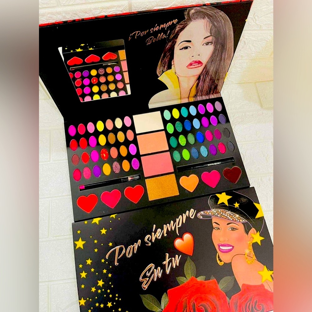 HUGE Soy Coketa Selena Quintanilla Eyeshadow Palette